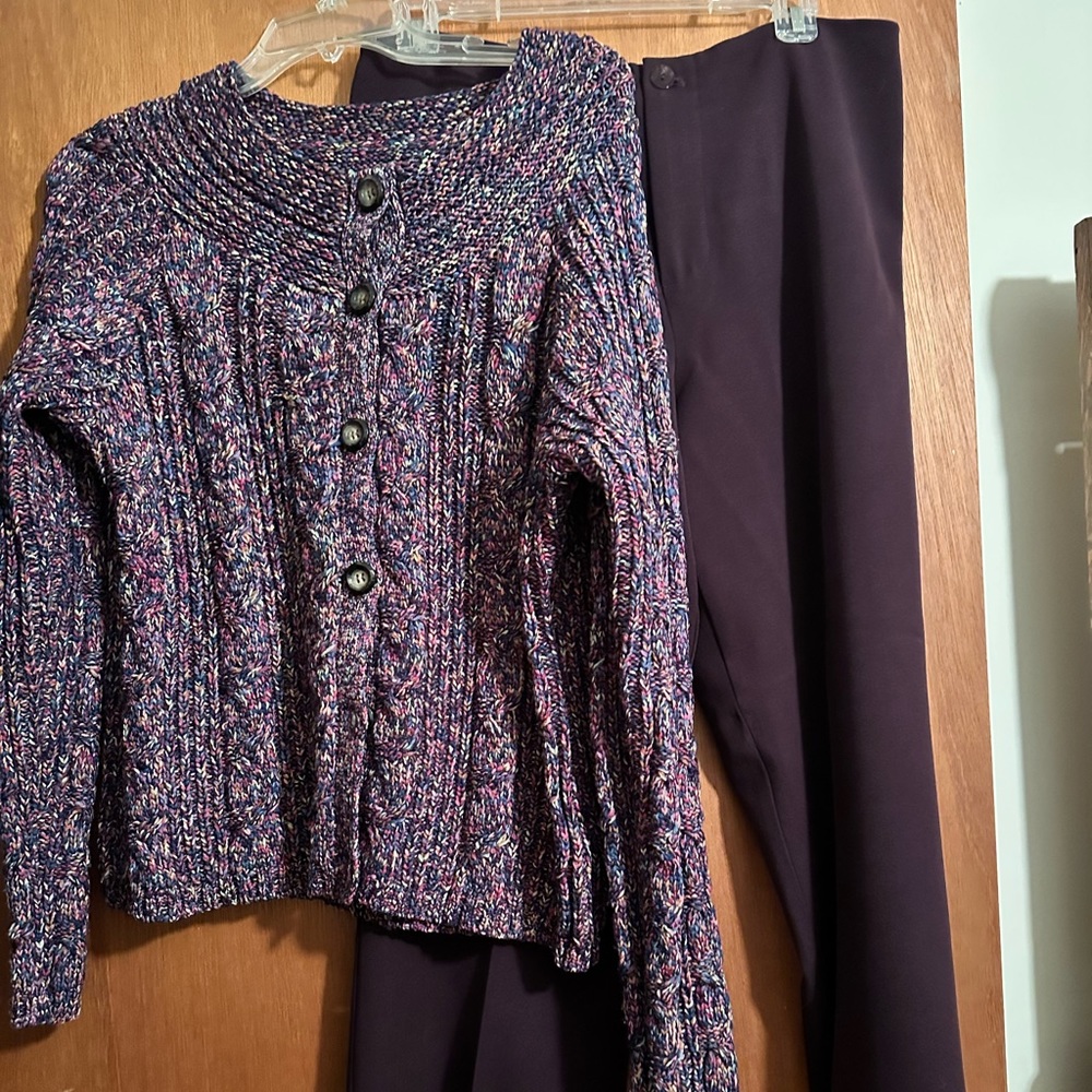 Ladies business casual sweater and pant set